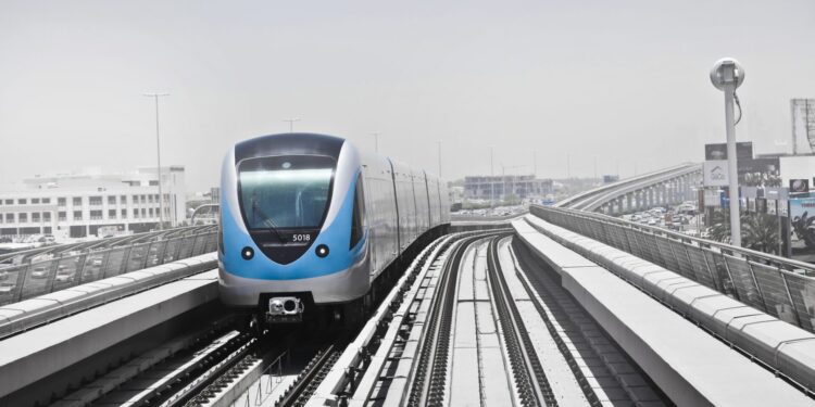 Dubai Metro Red Line Service Restored After Brief Technical Disruption
