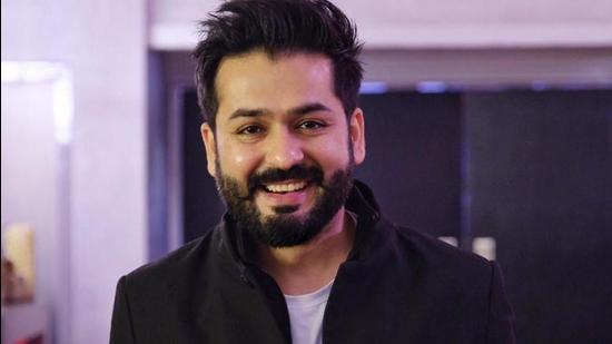 Aditya Dhar’s ‘Dhurandhar’ Storms Global Box Office: How a 2002 Cricket Snub birthed a Bollywood Visionary