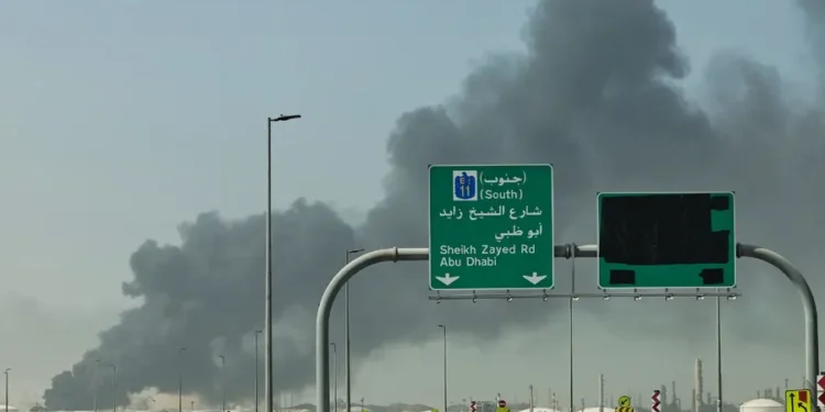 “A Salute to the Residents”: Dr. Ali Mohammed Al-Amri Praises UAE Community Solidarity After Missile Attack