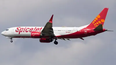 SpiceJet Dubai-Kochi Flight Delayed by Hours Due to Technical Snag; Passengers Stranded Inside Aircraft Without AC
