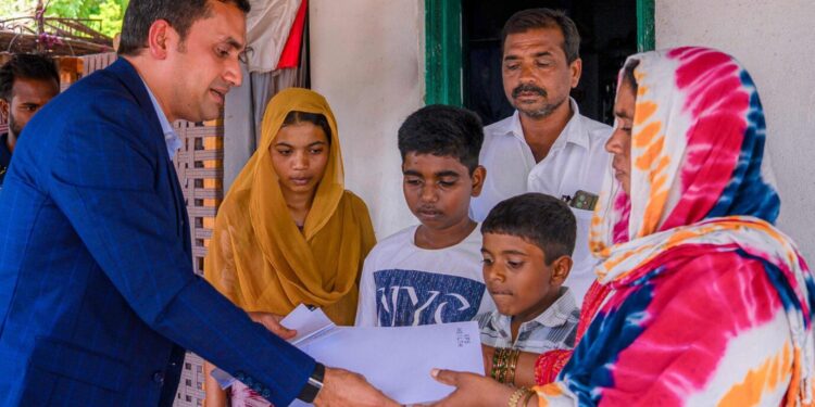 Dr Shamsheer Vayalil Extends Rs 2.6 Crore Aid to Families of Emirates Road Crash Victims