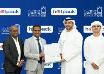 Beit Al Khair Society presenting an award of appreciation to Hotpack Group representatives in Dubai.