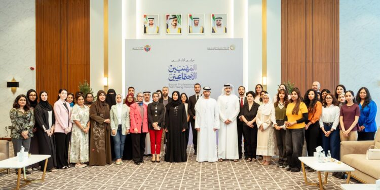 Dubai Licensed Social Professionals Reach 1,144 Milestone Under Social Agenda 33