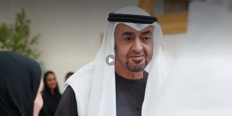 UAE President H.H. Sheikh Mohamed bin Zayed Al Nahyan greeting members of the 54th Eid Al Etihad organizing team.