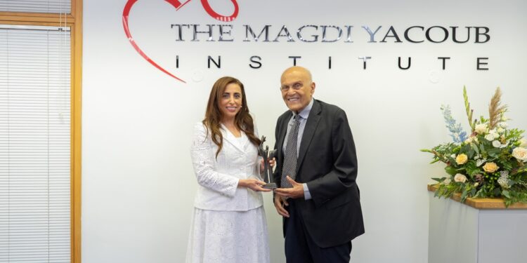 Sheikha Bodour bint Sultan Al Qasimi with Sir Magdi Yacoub at the Magdi Yacoub Institute in Harefield UK