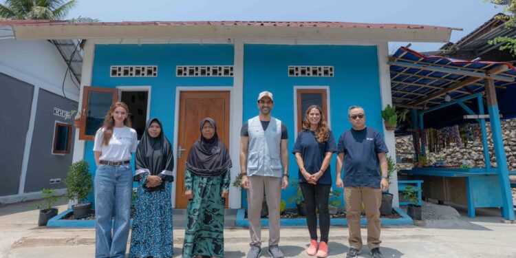 Sharjah Deputy Ruler Sheikh Sultan bin Ahmed concludes an official visit inspecting housing, agricultural, and research humanitarian initiatives across Indonesia