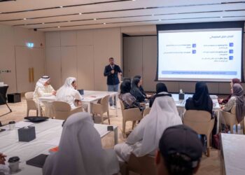 Sharjah Press Club and Sky News Arabia trained journalists at House of Wisdom on AI tools, investigative fact-checking, and real-time storytelling.