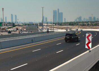Dubai's RTA has completed the Oud Maitha and Al Asayel road project, adding four bridges and two tunnels to raise capacity to 15,600 vehicles per hour.