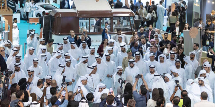 Mohammed bin Rashid visits Arabian Travel Market 2026