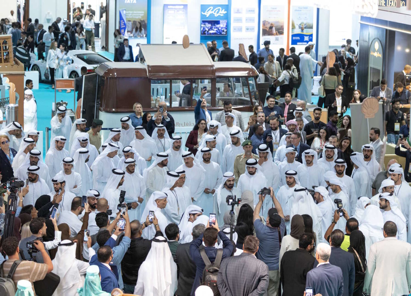 Mohammed bin Rashid visits Arabian Travel Market 2026