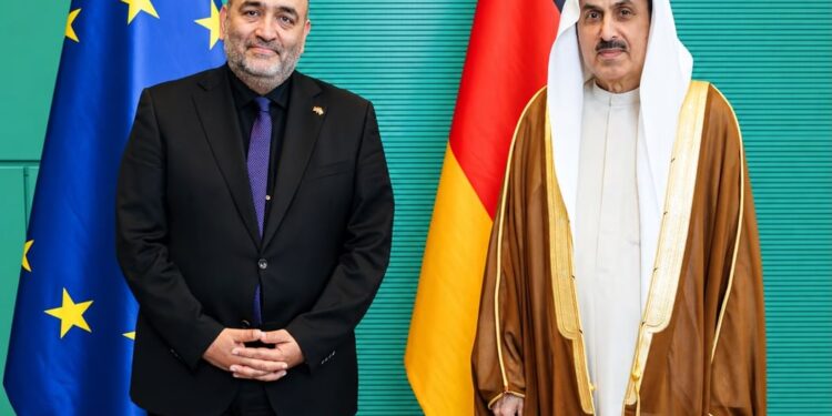 UAE FNC Speaker Saqr Ghobash and German Bundestag Vice-President Omid Nouripour meet in Berlin to launch a bilateral dialogue on AI, green energy, and Gulf maritime security.